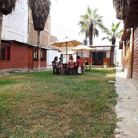 Casa Camelias Hotel ฮวนชาโก ภายนอก รูปภาพ